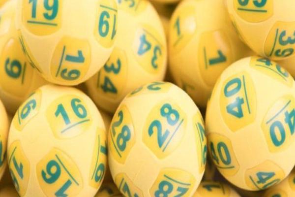 Thấy mình ngoại tình với người từng thích báo hiệu điều gì?